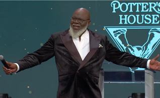 O bispo TD Jakes. (Captura de tela/YouTube/The Potter's House Dallas)