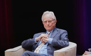 Richard Dawkins no podcast The Poetry of Reality. (Captura de tela/YouTube/The Poetry of Reality)