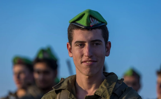 O sargento Aviel Wiseman morreu em combate aos 21 anos. (Foto: Arquivo pessoal)