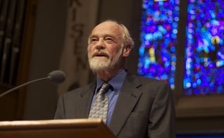 Eugene H. Peterson. (Foto: Reprodução/Wikimedia Commons/Estrela de Clapp)