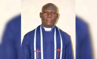 O Rev. Bala Galadima, pastor da ECWA morto pelo Boko Haram no estado de Gombe, Nigéria. (Foto: Facebook/ECWA)