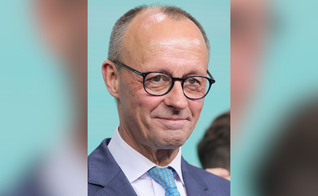 Friedrich Merz vence eleições na Alemanha com 29% dos votos. (Foto: Wikipedia)