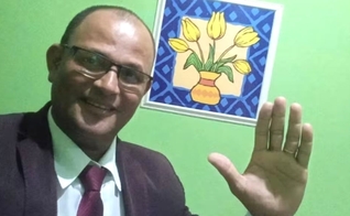 Robério José da Silva, de 46 anos, foi atingido por três tiros. (Foto: Reprodução/Instagram).