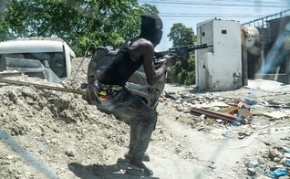 As gangues controlam a maior parte da capital haitiana, Porto Príncipe. (Foto: © UNOCHA/Giles Clarke)