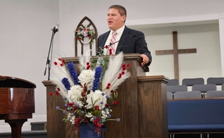 O pastor Josh Sullivan. (Foto: Reprodução/Facebook/Fellowship Baptist Church)