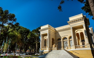 Fachada da Câmara Municipal de Curitiba. (Foto: CMC)