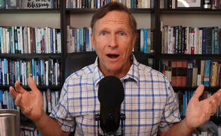 John Burke. (Foto: Reprodução/YouTube/Imagine Heaven Podcast with John Burke)