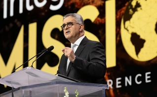 Erton C. Köhler foi eleito durante a 62ª Sessão da Associação Geral nos EUA. (Foto: Tor Tjeransen).