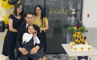 A família missionária. (Foto: Reprodução/Facebook/Davi Samuel Nienov)