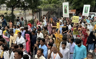 Marcha pelos Direitos das Minorias realizada em Karachi, Paquistão, em 10 de agosto de 2025. (Foto: Facebook/Minority Rights March)