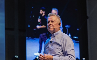 Randy Clark no VOA 2024. (Foto: Global Awakening)
