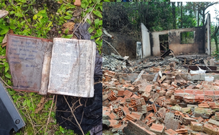 O incêndio destruiu completamente a casa. (Foto: Divulgação/Polícia Civil de Corupá).