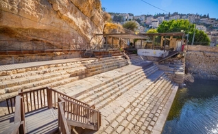 Escavação no Tanque de Siloé. (Foto: Instagram/City Of David).