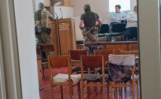 Polícia invade congregação batista ligada ao Conselho de Igrejas, em Sverdlovsk. (Foto: Conselho Batista de Igrejas)