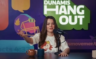 Ana Paula Valadão condenou o uso de Programação Neurolinguística no louvor. (Foto: Reprodução/YouTube/Dunamis Movement).