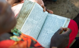 Imagem ilustrativa. (Foto: Bible League International).