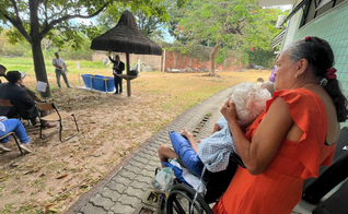 José da Silva foi batizado na Casa de Cuidados do Ceará. (Foto: Assessoria de Comunicação da CCC/Márcia Catunda).