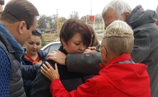 Cristãos saem às ruas de Tiraspol para evangelizar. (Foto: Yuriy Semenyuk / Facebook)