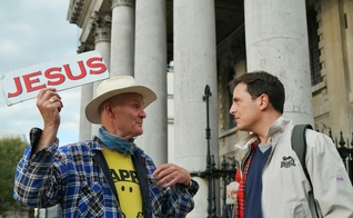 Evangelista de rua pregando Jesus. (Foto ilustrativa: Malcolm Lightbody / Unsplash)