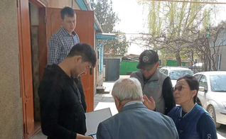 A polícia invade a Igreja Batista Shu, em 28 de abril de 2024. (Foto: Artigo 18)