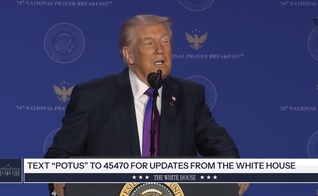 O presidente Donald Trump no Café da Manhã Nacional de Oração. (Foto: Reprodução/YouTube/The White House).