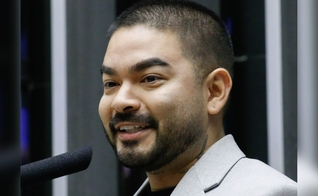 Yudi Tamashiro. (Foto: Reprodução/Wikimedia Commons/Elaine Menke/Câmara dos Deputados)