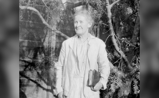 Agnes Ozman, aos 67 anos. (Foto: Medium)