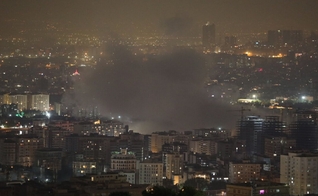 Imagem de ataque israelense contra Teerã. (Foto: Wikimedia Commons/Mehr News Agency)