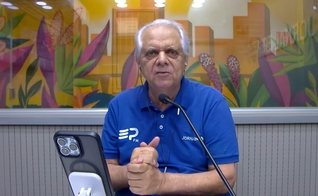 O jornalista José Carlos Magdalena. (Captura de tela/YouTube/Jornal da EP)