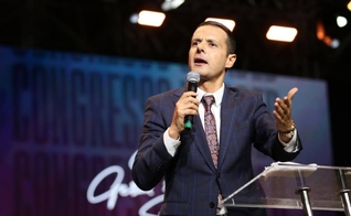 O pastor Juliano Fraga teve um encontro com Deus dentro da prisão. (Foto: Instagram/Juliano Fraga).