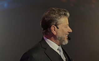 Joel Engel no Alinhamento Profético 2026. (Foto: Ministério Engel)