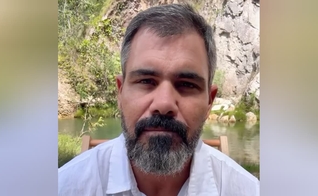 O ator Juliano Cazarré foi alvo de ataques nas redes sociais. (Foto: Reprodução/Instagram/Juliano Cazarré).