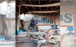 Igreja evangélica foi atacada na madrugada de sexta-feira (24), em Chavantes, interior paulista. (Foto: Arquivo pessoal)