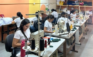 O projeto Fios do Sertão capacita mulheres em situação de vulnerabilidade. (Foto: Divulgação).