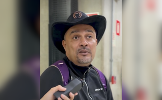 Ex-assaltante de bancos compartilhou testemunho de conversão durante entrevista em aeroporto. (Captura de tela/Instagram/theusviniciusofc)