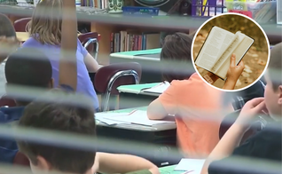 Mais de 5 milhões de estudantes da rede pública do Texas passarão a estudar histórias bíblicas nas escolas. (Captura de tela/Local 10)