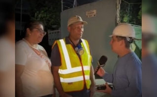 O casal de pastores Carlos e Jackeline Navarro continuam servindo a comunidade. (Foto: Reprodução/Instagram/Biblia Todo).