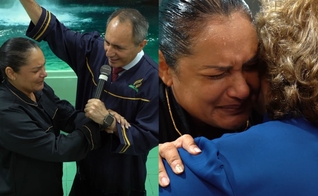 O batismo de Samara na igreja que lhe acolheu. (Foto: Notícias Adventistas/Thiago Silva).
