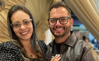 O casal Suzana e Carlos Henrique. (Foto: Facebook/Carlos Henrique).