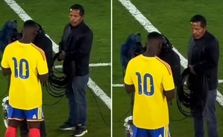 Jackson Martínez orando em campo. (Foto: Reprodução/Instagram/Ballers In God) 