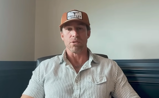 Jordan Shipley. (Foto: Reprodução/YouTube/CBS Austin)