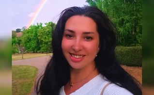 Jessica Murray foi resgatada das trevas por Deus. (Foto: Instagram/CrafttoChrist).