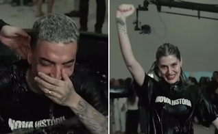 Guimê e a esposa durante o batismo. (Foto: Reprodução/YouTube/Celeiro São Paulo)