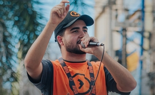 Lucas Teodoro está internado na UTI. (Foto: Instagram/avivaoficial).