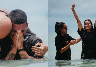 O batismo foi realizado em uma praia de Maceió. (Foto: Instagram/Believe Church).