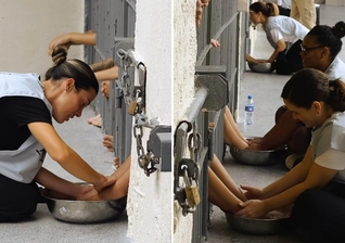 As cristãs oraram pelas detentas e pregaram sobre o amor de Deus. (Foto: Reprodução/Instagram/Shaila Manzoni)