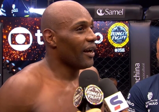 O lutador Ulisses morou 10 anos nas ruas. (Foto: Reprodução/YouTube/Jungle Fight TV).