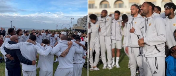Os jogadores adorando a Deus. (Foto: Reprodução/Instagram/Presence Revival)