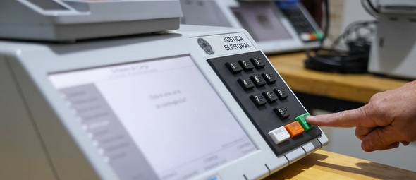 Eleitores irão às urnas no dia 4 de outubro para o primeiro turno das Eleições 2026. (Foto: Luiz Roberto/TSE)