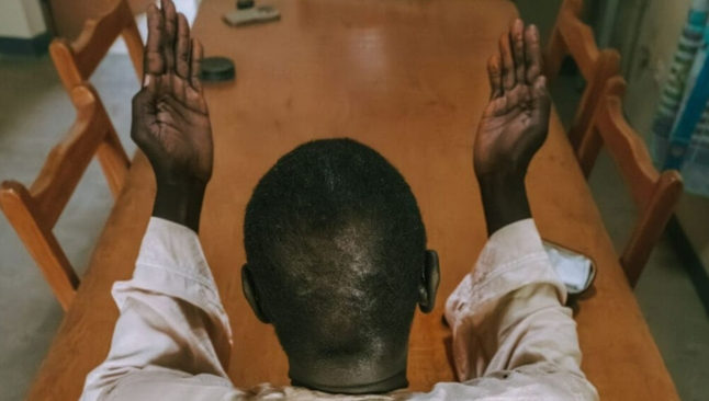 O pastor Ibrahim Hassan. (Foto: Reprodução/Global Christian Relief)